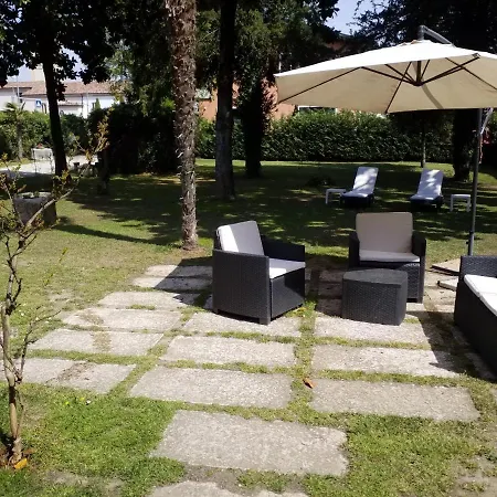 Гостьовий будинок Residenza La Dimora Imperfetta Salionze